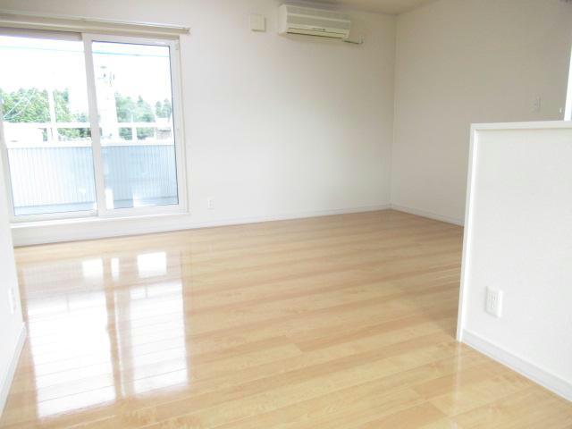 居室・リビング　別部屋写真