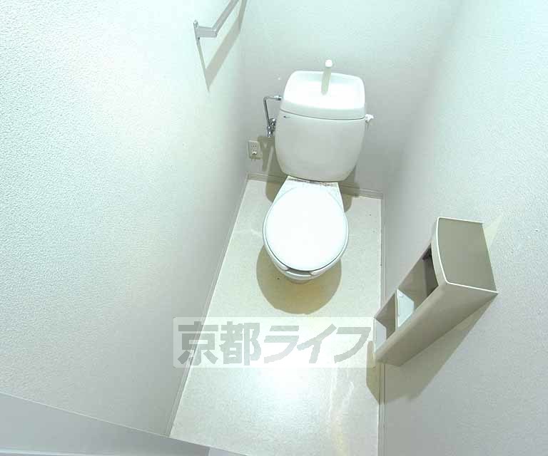 トイレ　十分ゆっくりできそうな広さですね！