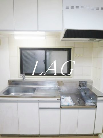 キッチン　キッチンです。