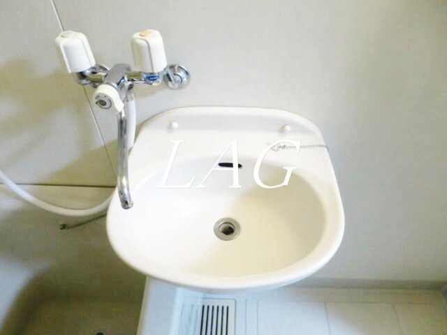 洗面設備　洗面台です。