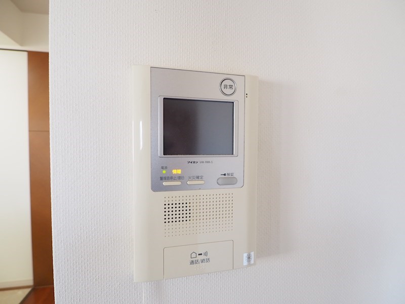 セキュリティ　TVモニタ付きです。