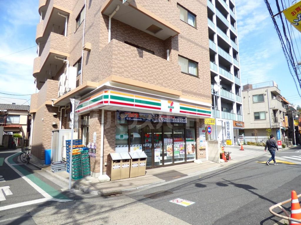 コンビニ　セブンイレブン荒川町屋店（コンビニ）まで70m