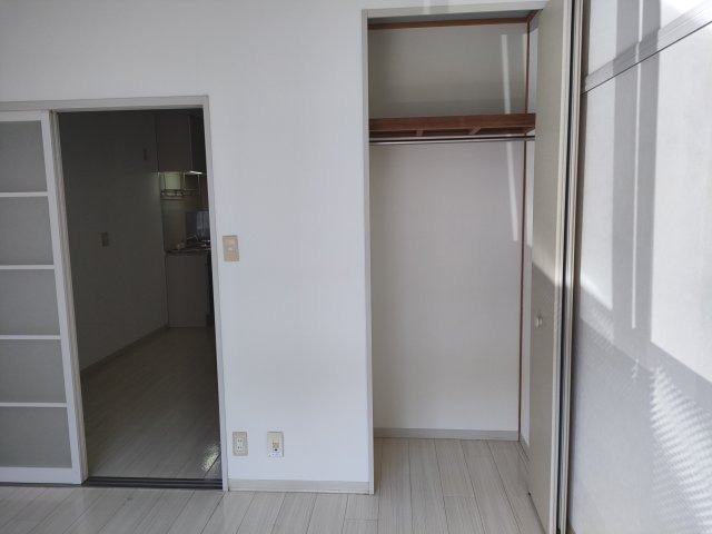 収納　1階別室の参考写真です。現況を優先します。（105）