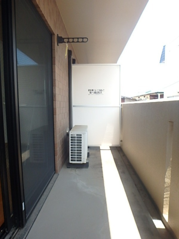 バルコニー　図面と現状に相違がある場合には現状を優先