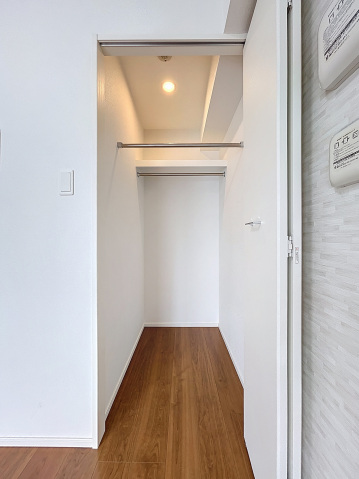 玄関　弊社は都内全域の物件をご紹介可能です！