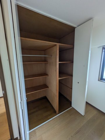 収納　別号室のお写真です。現況優先となります。