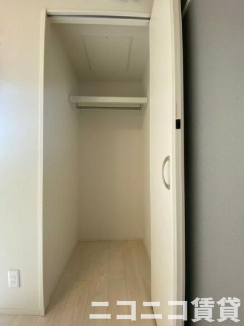 収納　別号室タイプの為、現状を優先致します。