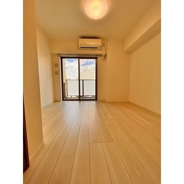 居室・リビング　別号室参考画像