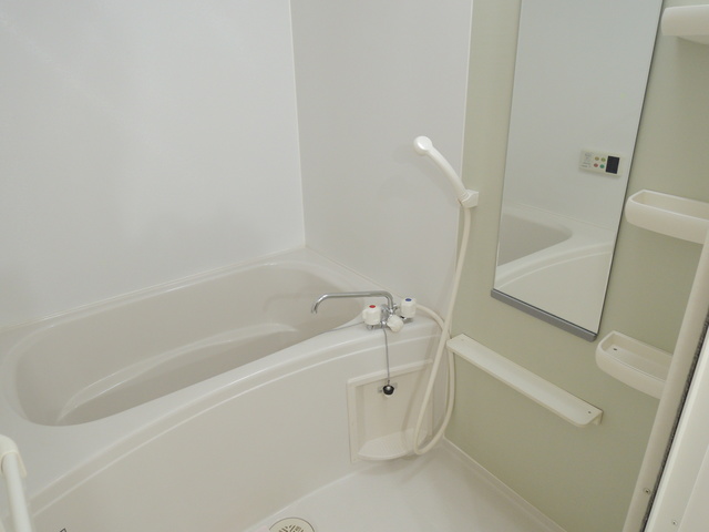 バス・シャワールーム　バスルーム