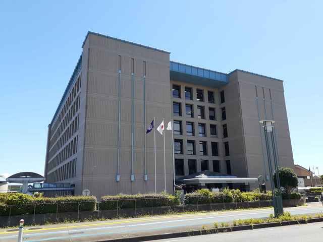 役所　座間市役所（役所）まで3297m