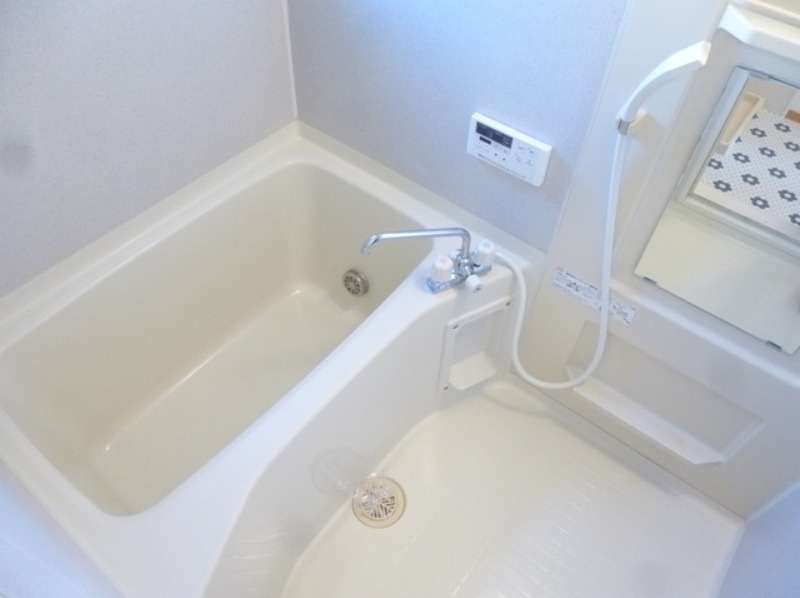 バス・シャワールーム　図面と現状に相違がある場合には現状を優先