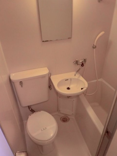 バス・シャワールーム　バスルーム