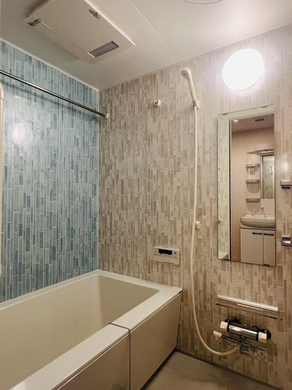 バス・シャワールーム　浴室　※別号室参考写真