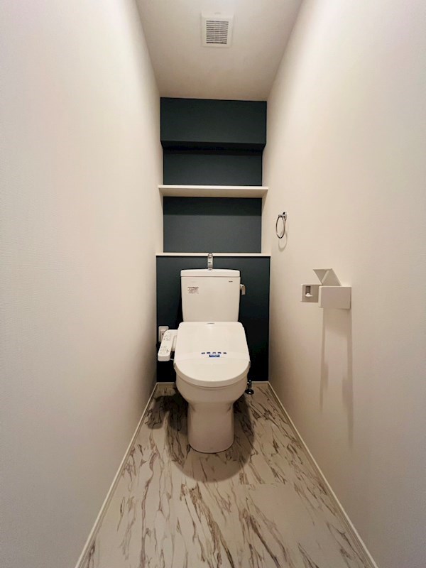 トイレ　※別号室参考写真