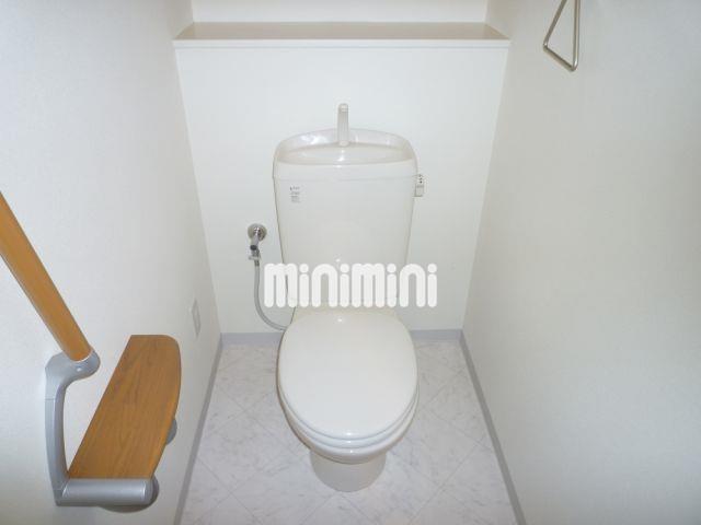 トイレ　清潔感のあるお手洗いです。