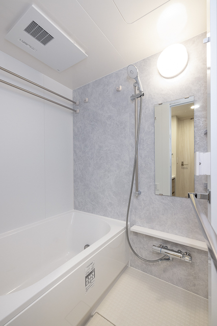 バス・シャワールーム　※写真は同タイプ住戸です。