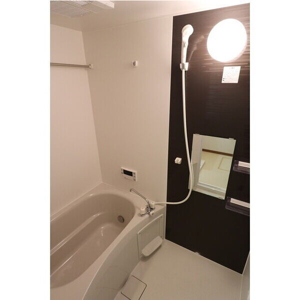 バス・シャワールーム　同物件の別部屋になります。