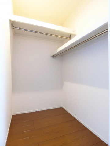 収納　ウォークインクローゼット