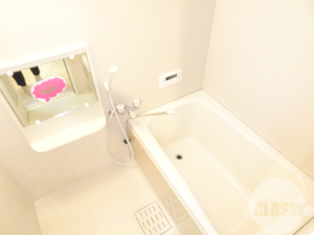 バス・シャワールーム　浴室乾燥機付きバス♪