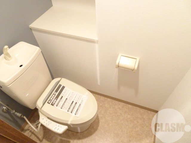 トイレ　ウォシュレット付き♪