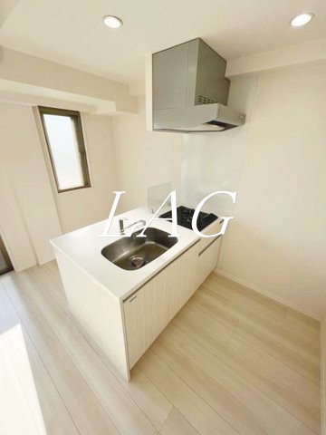 キッチン　キッチンです。