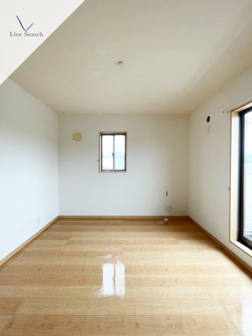 その他部屋・スペース　明るい色調の室内です