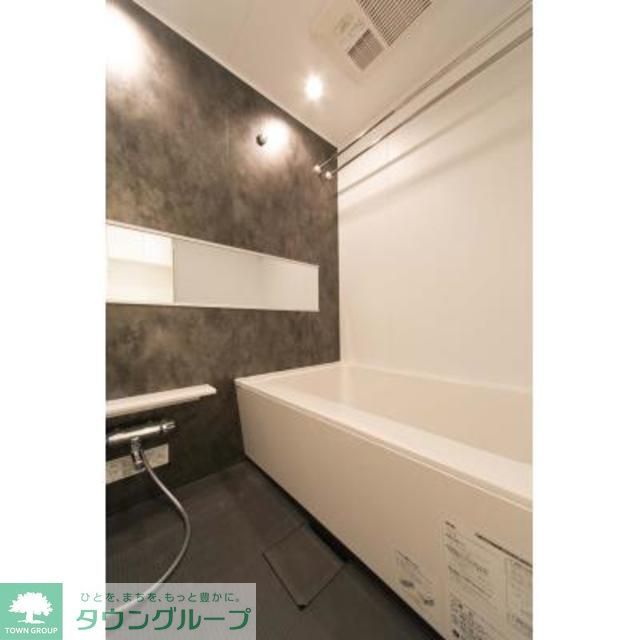 バス・シャワールーム　※写真は同タイプ住戸です。