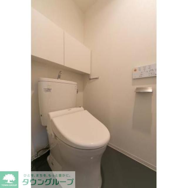 トイレ　※写真は同タイプ住戸です。