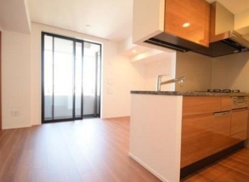 居室・リビング　☆明るい居間☆