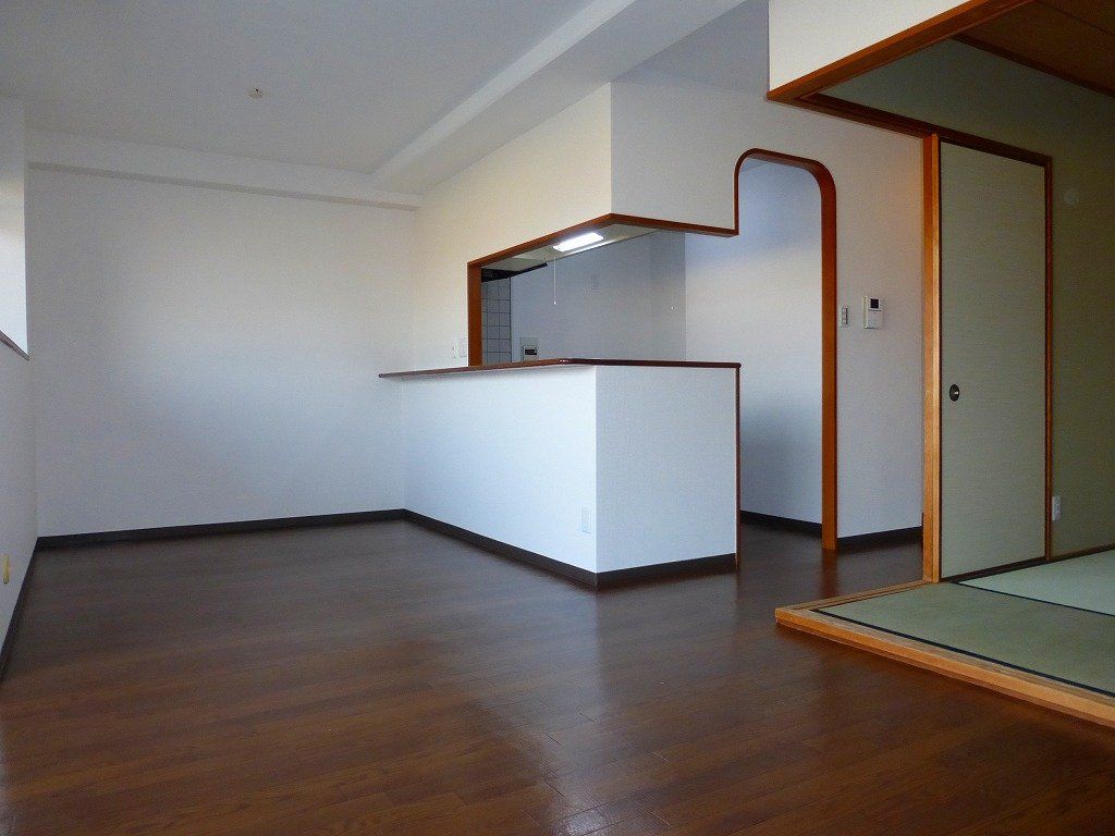 居室・リビング　１６帖の広々としたリビングです。