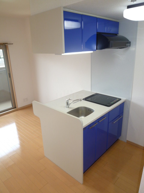 キッチン　同じタイプのお部屋です。ご参考までに