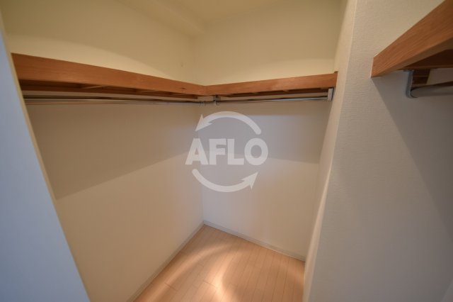 収納　M.hills西本町　ウォークインクローゼット