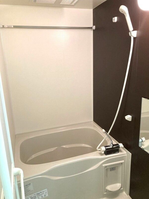 バス・シャワールーム　日々の疲れを癒すお風呂付です