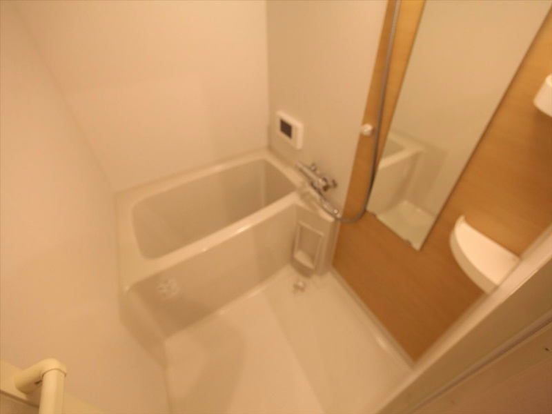 バス・シャワールーム　浴室暖房乾燥機付　浴室TV付　24時間換気機能付バスルーム