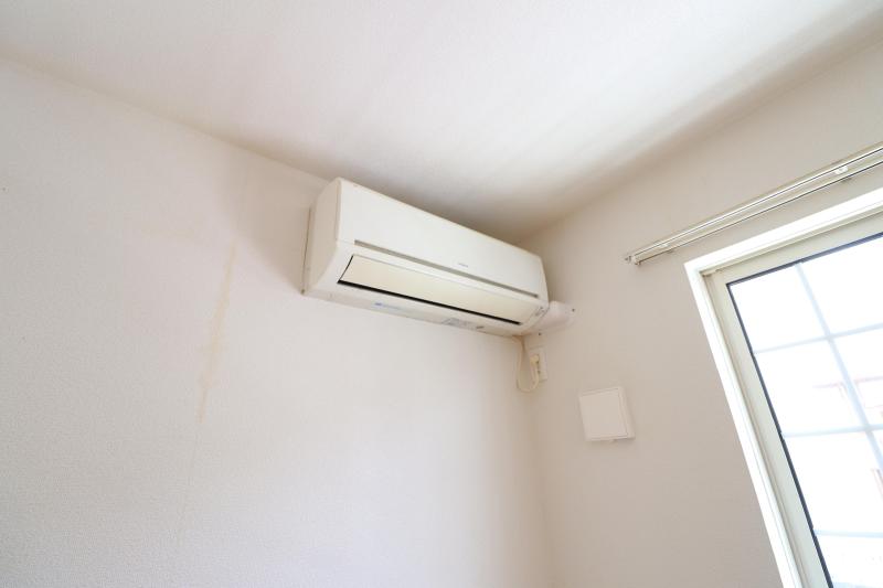 その他設備　リビングのエアコン