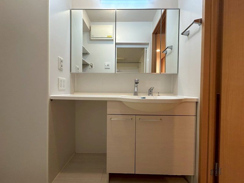 洗面設備　★お問い合わせはウィンズ千歳烏山まで★