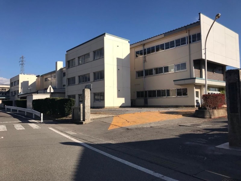 小学校　小諸市立美南ガ丘小学校（小学校）まで2706m