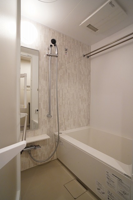 バス・シャワールーム　バス※別部屋参考写真