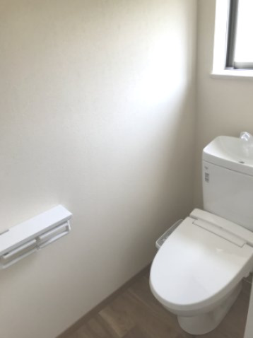 トイレ　コンパクトで使いやすいトイレです