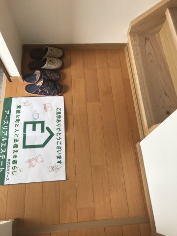 玄関　ゆったりとした玄関です