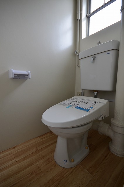 トイレ　※同建物・別号室の写真です