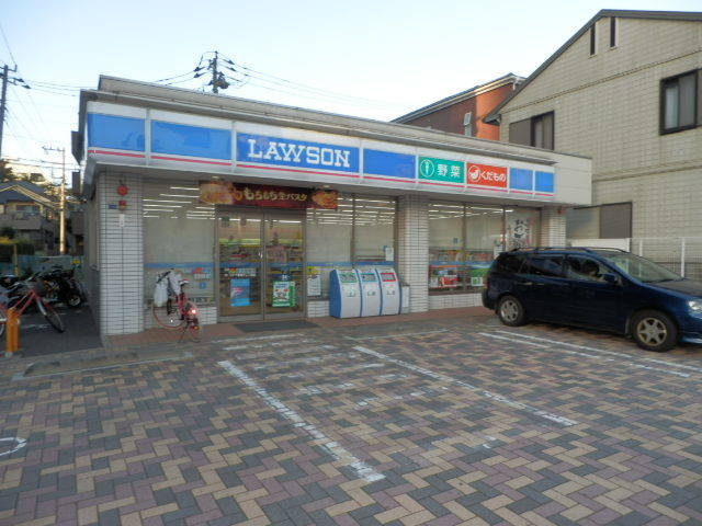 コンビニ　ローソン千葉登戸二丁目店（コンビニ）まで183m