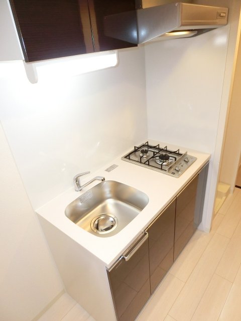 キッチン　同物件別号室の写真です。