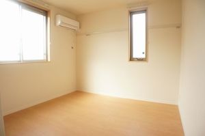 その他設備　あると嬉しいエアコンを備えた北側洋室