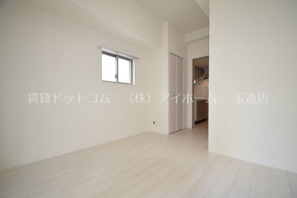 居室・リビング　同マンションのモデルルームになります♪