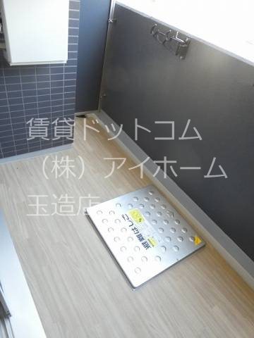 バルコニー　同マンションのモデルルームになります♪