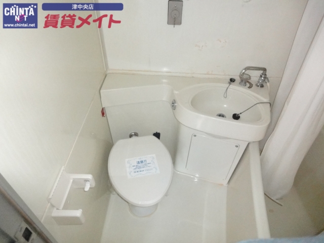 トイレ　別部屋参考写真です