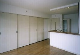 居室・リビング　広々としたリビングです。