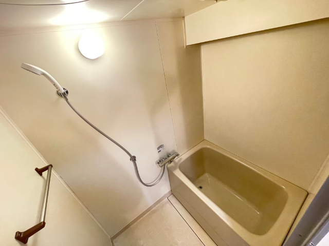 バス・シャワールーム　別号室参考写真です