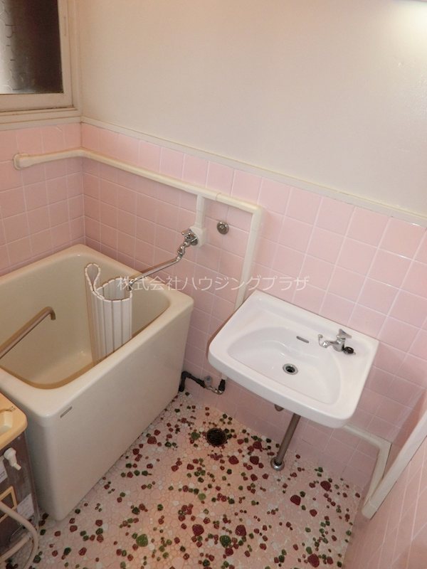 バス・シャワールーム　※過去写真